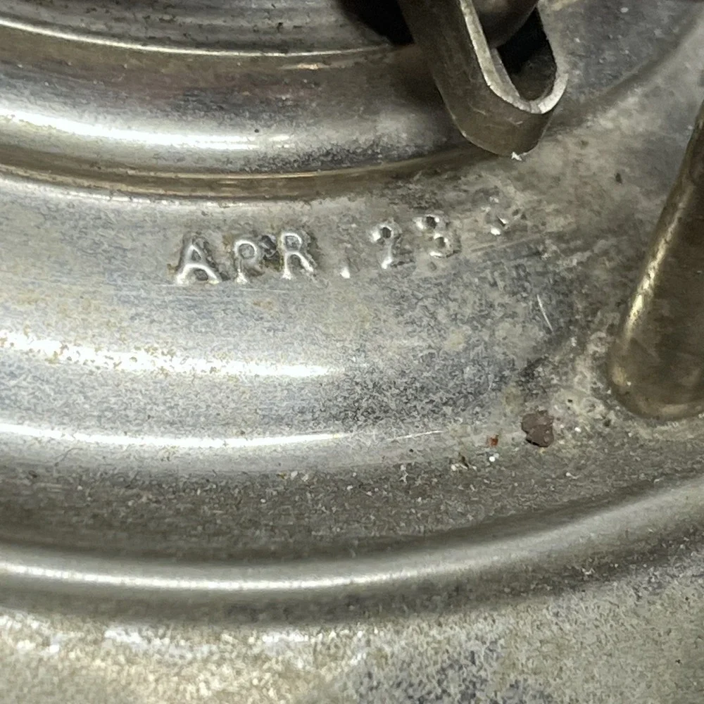 Antique Bradley Hubbard Converted Oil Lamp No. 4 Radiant Patent Date 1898